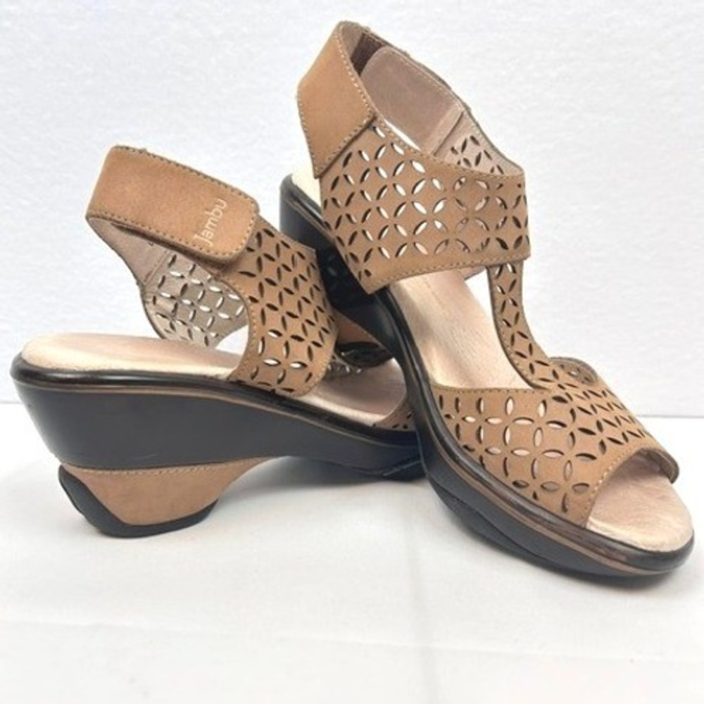 Jambu Butterfly Tan Leather Laser Cut Wedge Sandals WJ15BTF61 Womens 8M